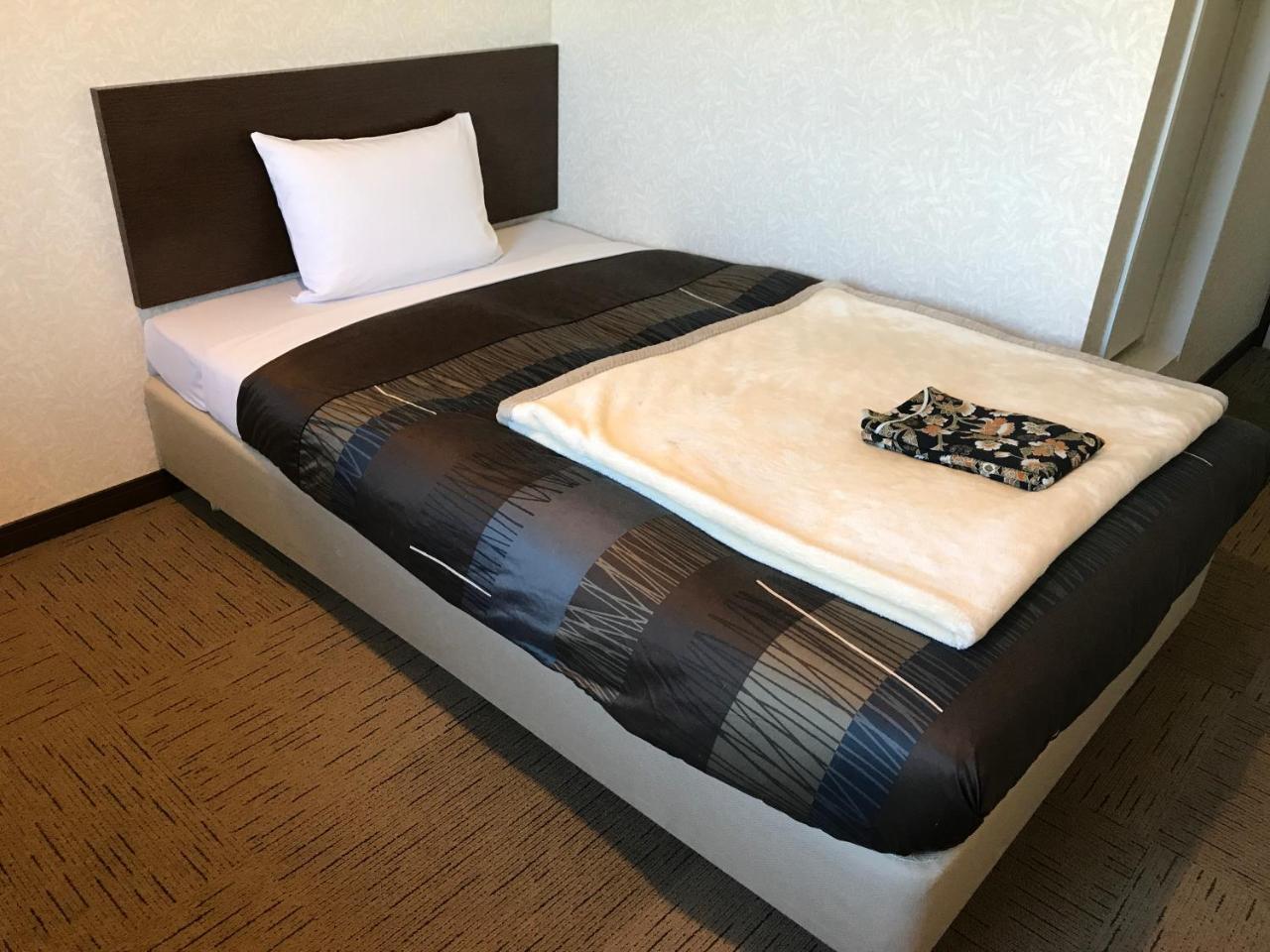 Conbini Ayersrockhotel Sendaitagajo Ngoại thất bức ảnh