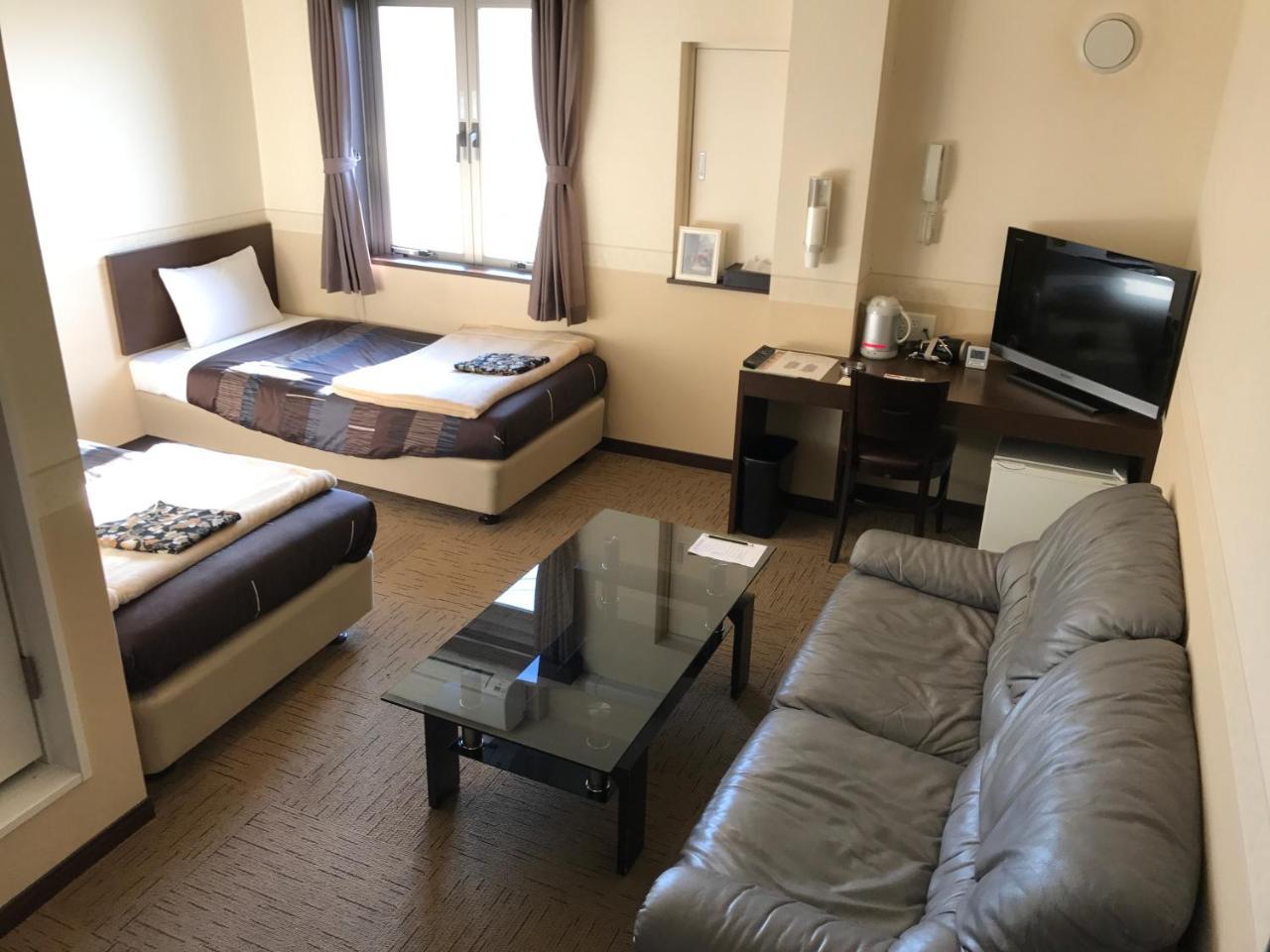 Conbini Ayersrockhotel Sendaitagajo Ngoại thất bức ảnh