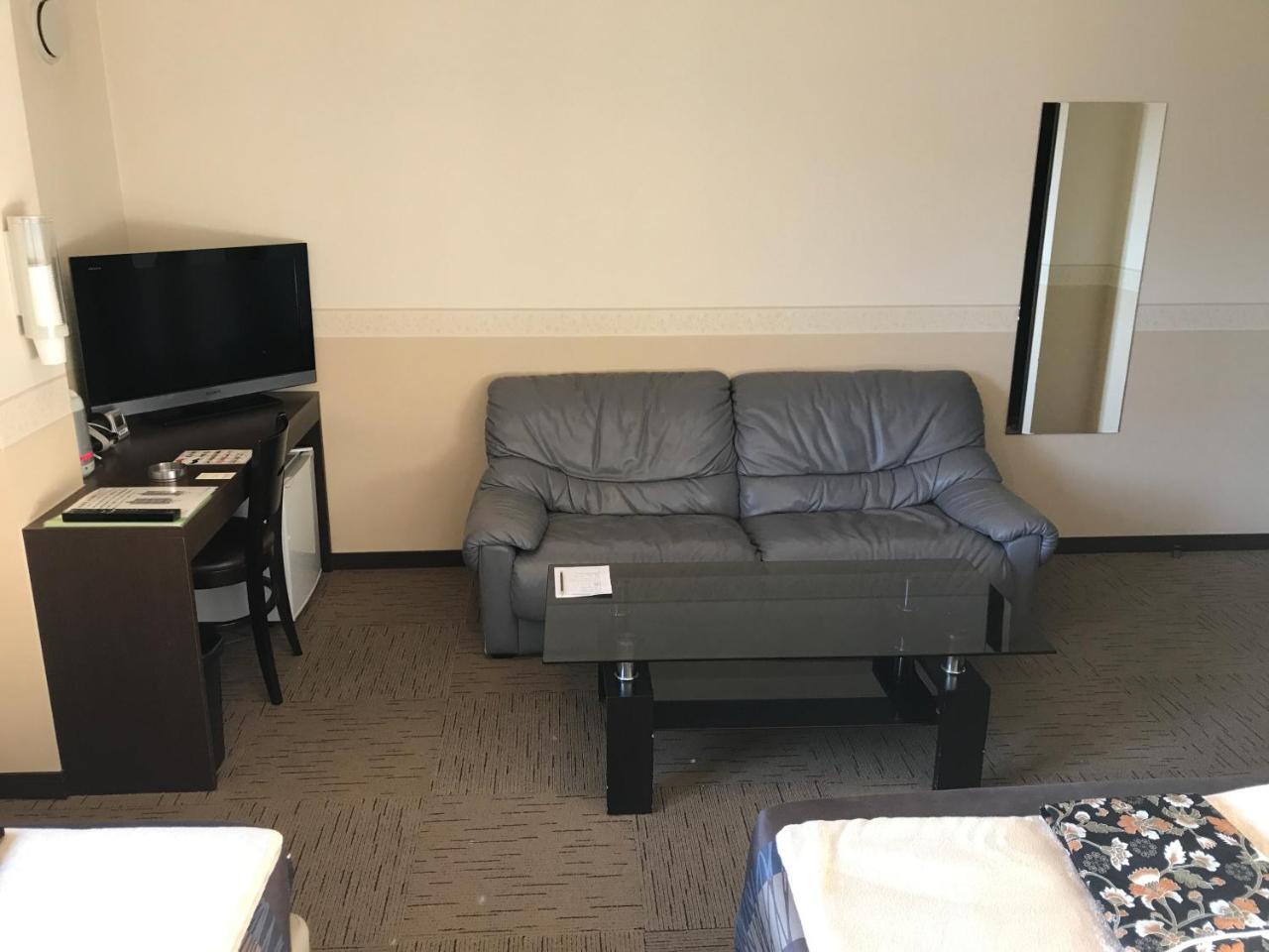 Conbini Ayersrockhotel Sendaitagajo Ngoại thất bức ảnh